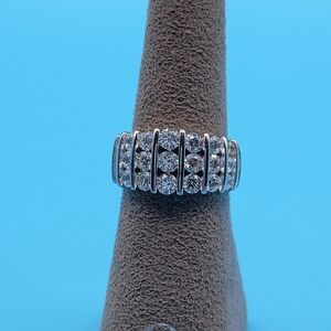 Stunning Sterling Silver 925 China JCL CZ Round Bar Set Cluster Ring